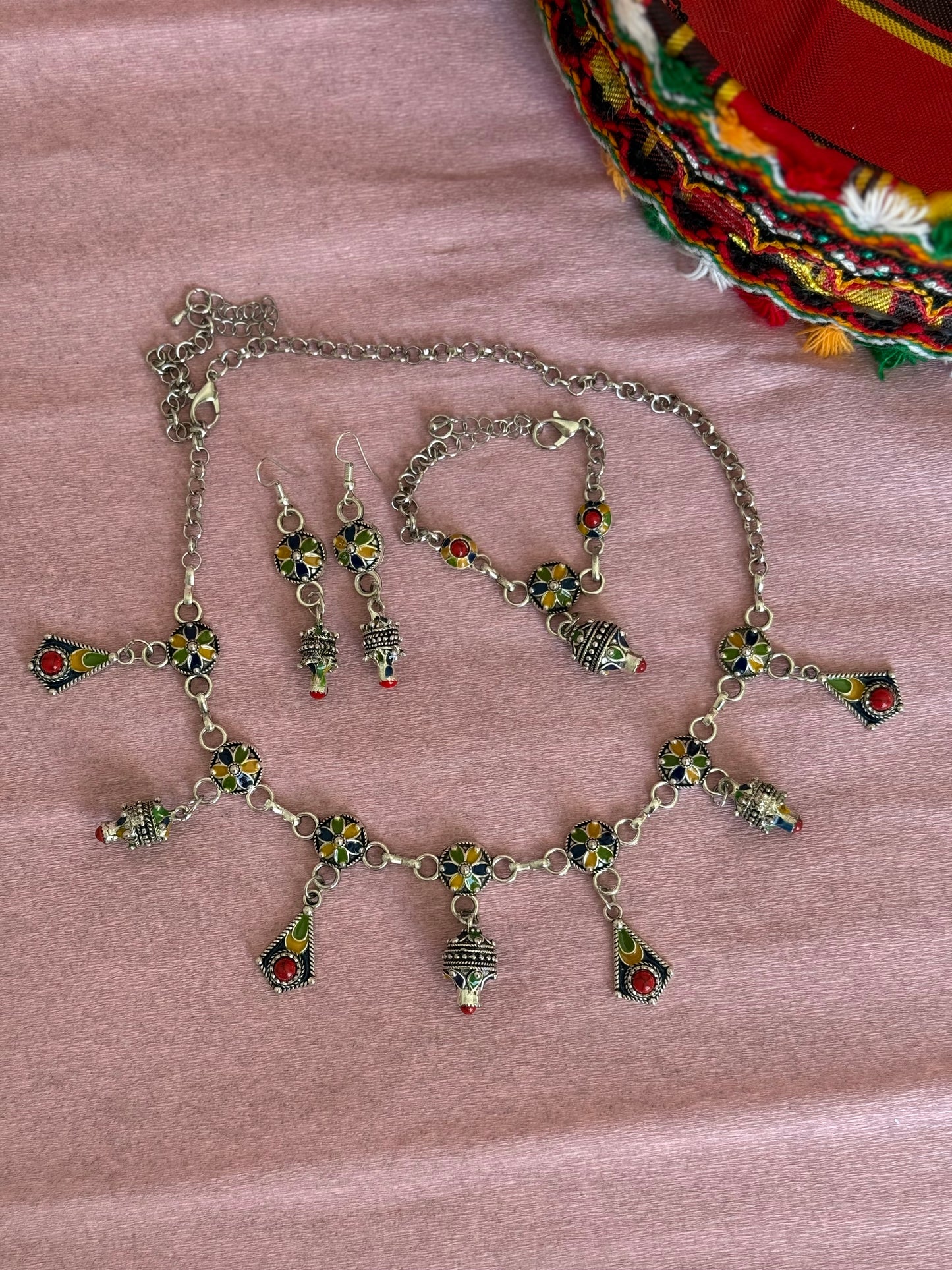 Tafsuth | Parure Berbère