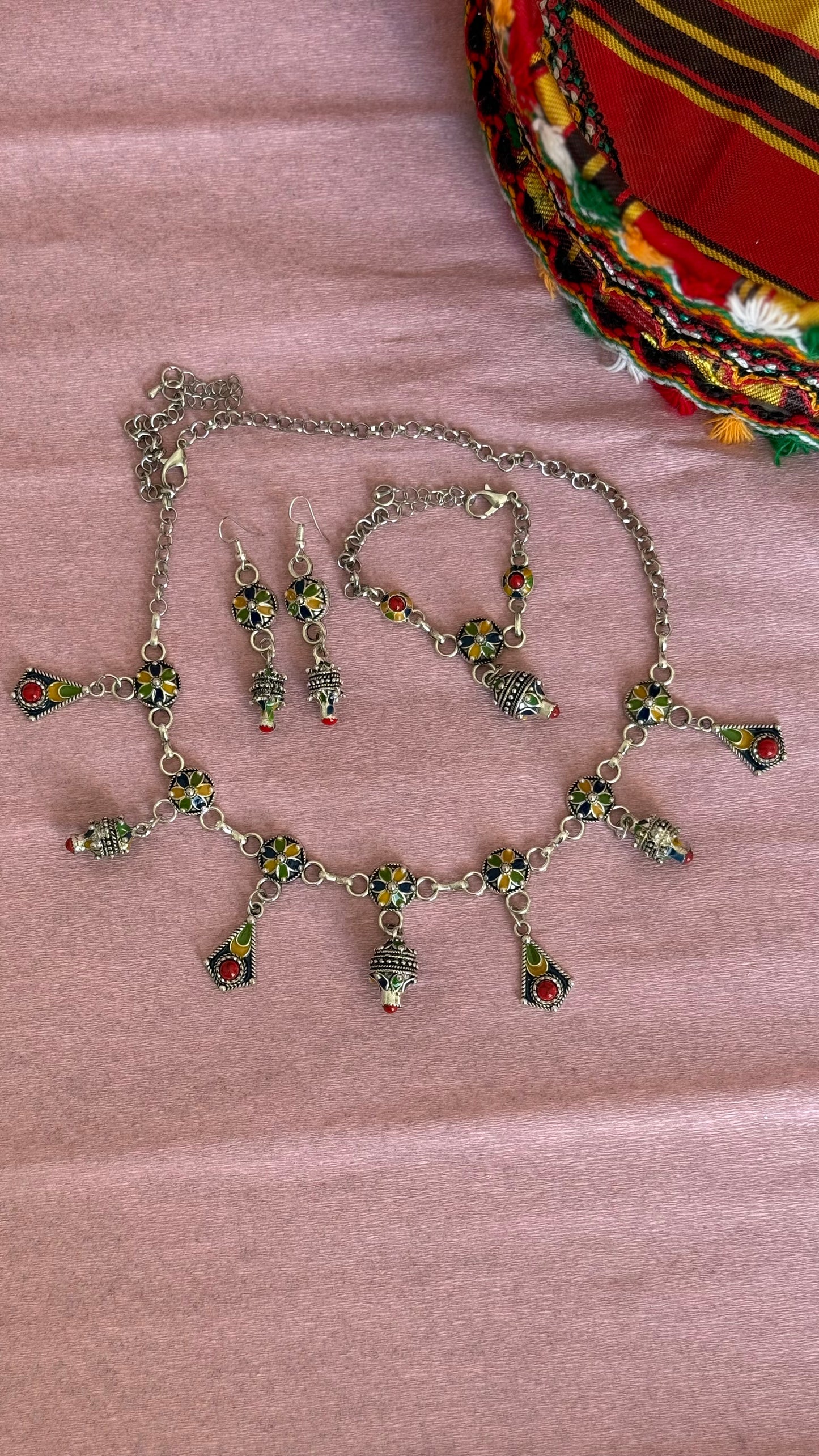 Tafsuth | Parure Berbère