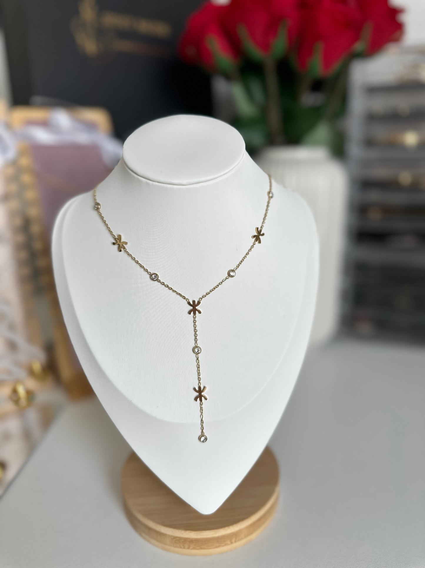 Nora | Collier sautoir en acier inoxydable avec signe Amazigh