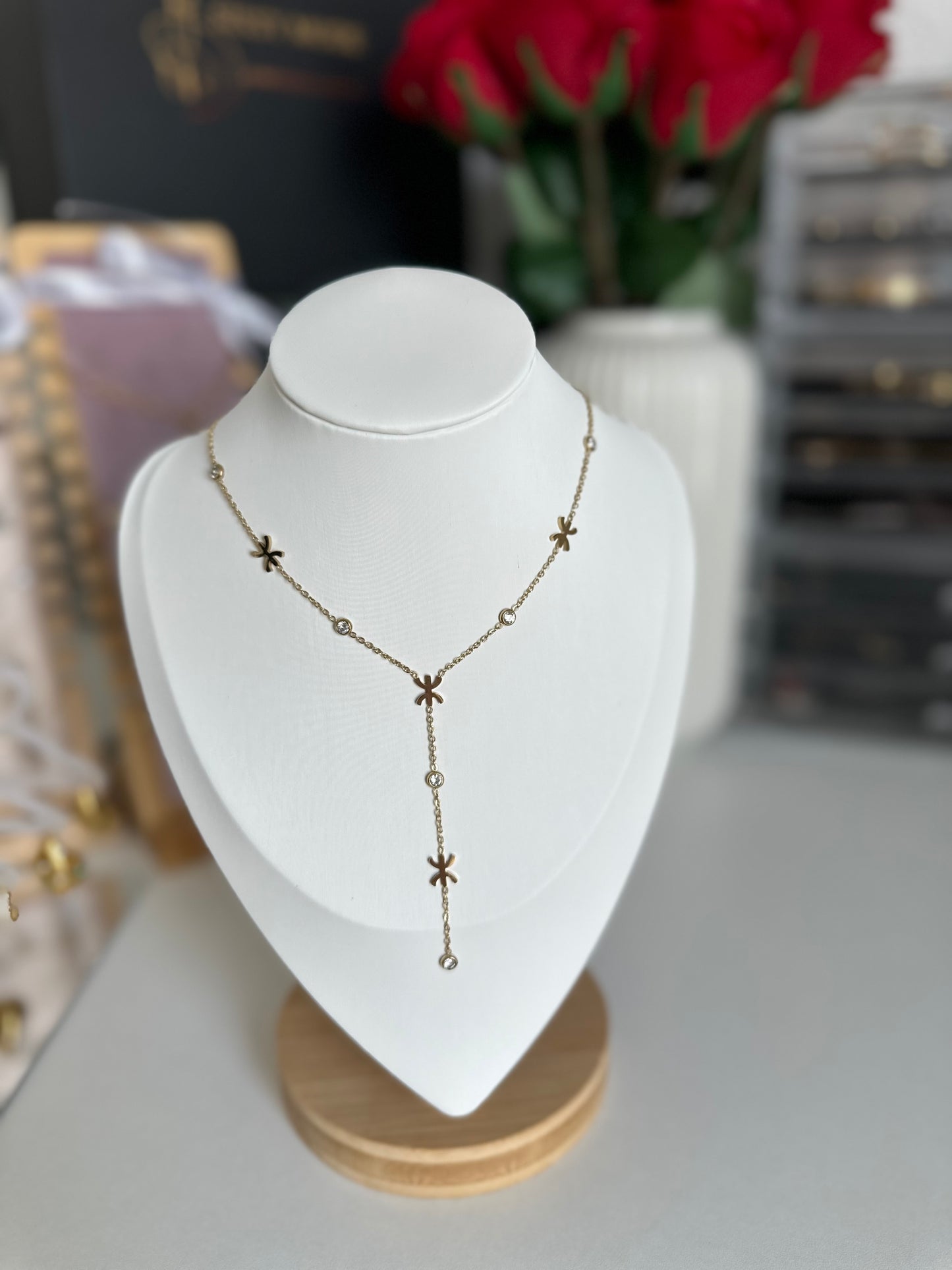 Nora | Collier sautoir en acier inoxydable avec signe Amazigh