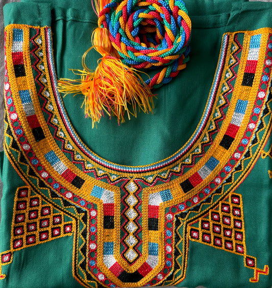 Robe kabyle maison - Mi-longue